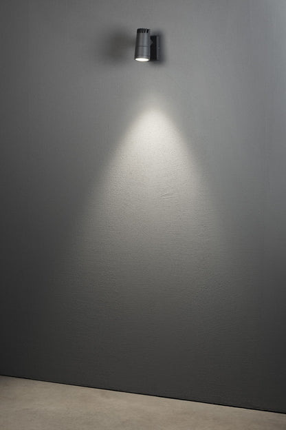 Konstsmide Andria Wandl. 9W High Power LED anthr. verstellb. Lichtaus.