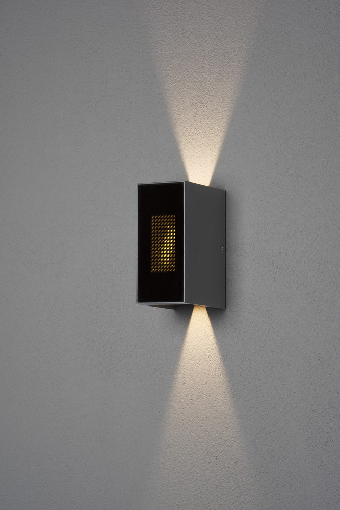 Konstsmide Cremona Wandl, anthr, dig, Flamme, 2x3Watt, LED , mit Fernb.