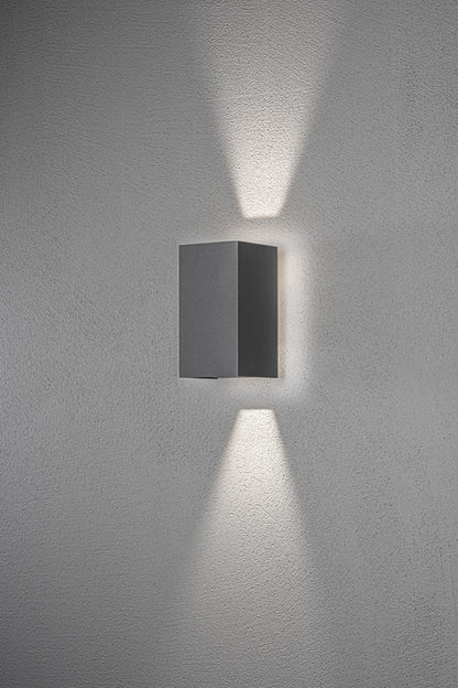 Konstsmide Cremona Wandl. anthrazit 3x3W HP LED mit Rückwandleuchte