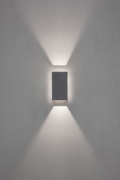Konstsmide Cremona Wandl. anthrazit 3x3W HP LED mit Rückwandleuchte