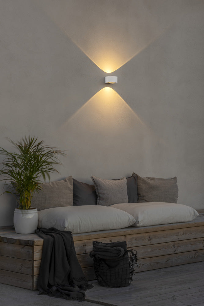 Konstsmide Gela LED Kristall-Linsen-Wandleuchte ab/auf weiss 2x6W