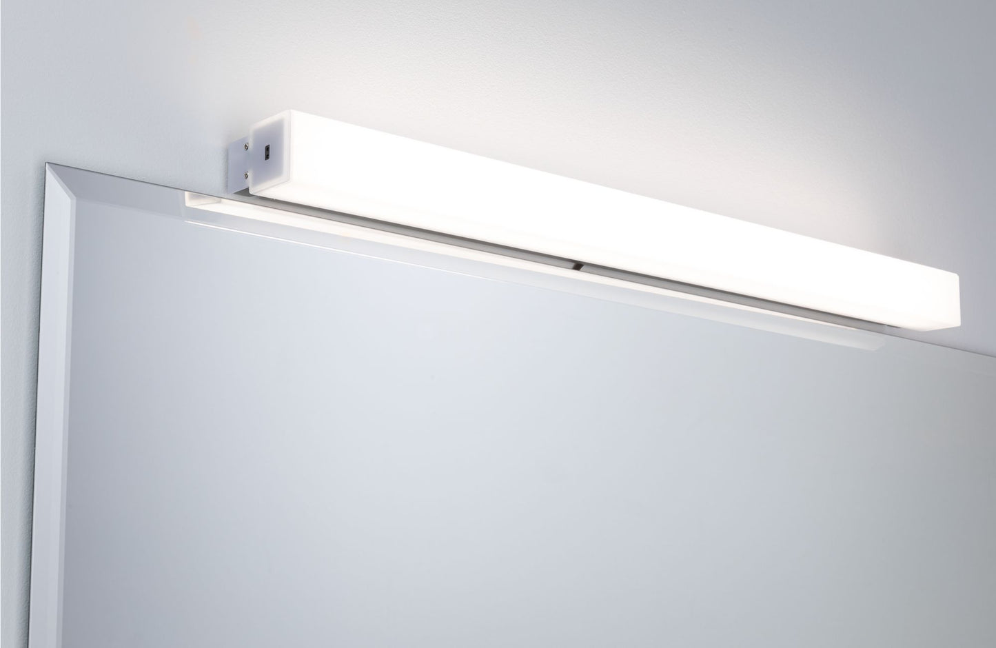 Paulmann WallCeiling HomeSpa Luno IP44 LED 1x8W WhiteSwitch 590mm Alu 230V Metall/Kst