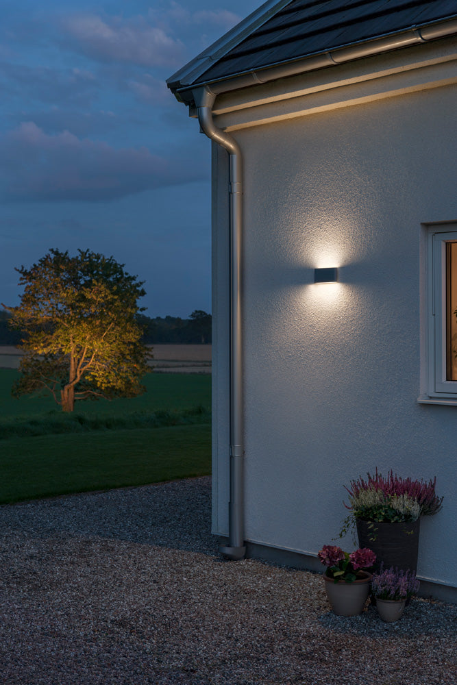 Konstsmide Chieri Wandleuchte anthrazit H-Power LED