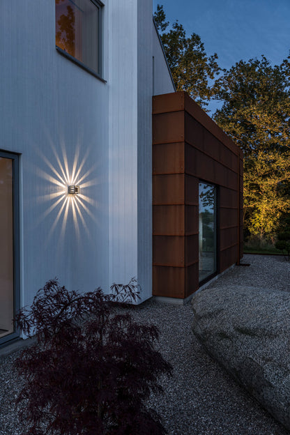 Konstsmide Pescara Wandleuchte anthrazit H-Power LED
