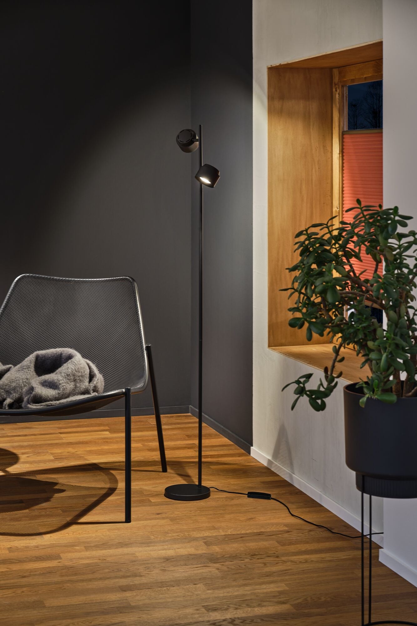 Paulmann LED Stehleuchte Puric Pane  Smart Home Zigbee   2700K 2x300lm 2x3W Schwarz