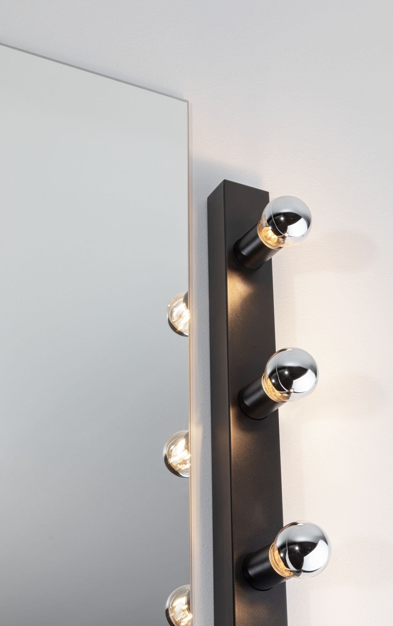 Paulmann Spiegelleuchte Regula II E14   230V max. 4x40W dimmbar Schwarz