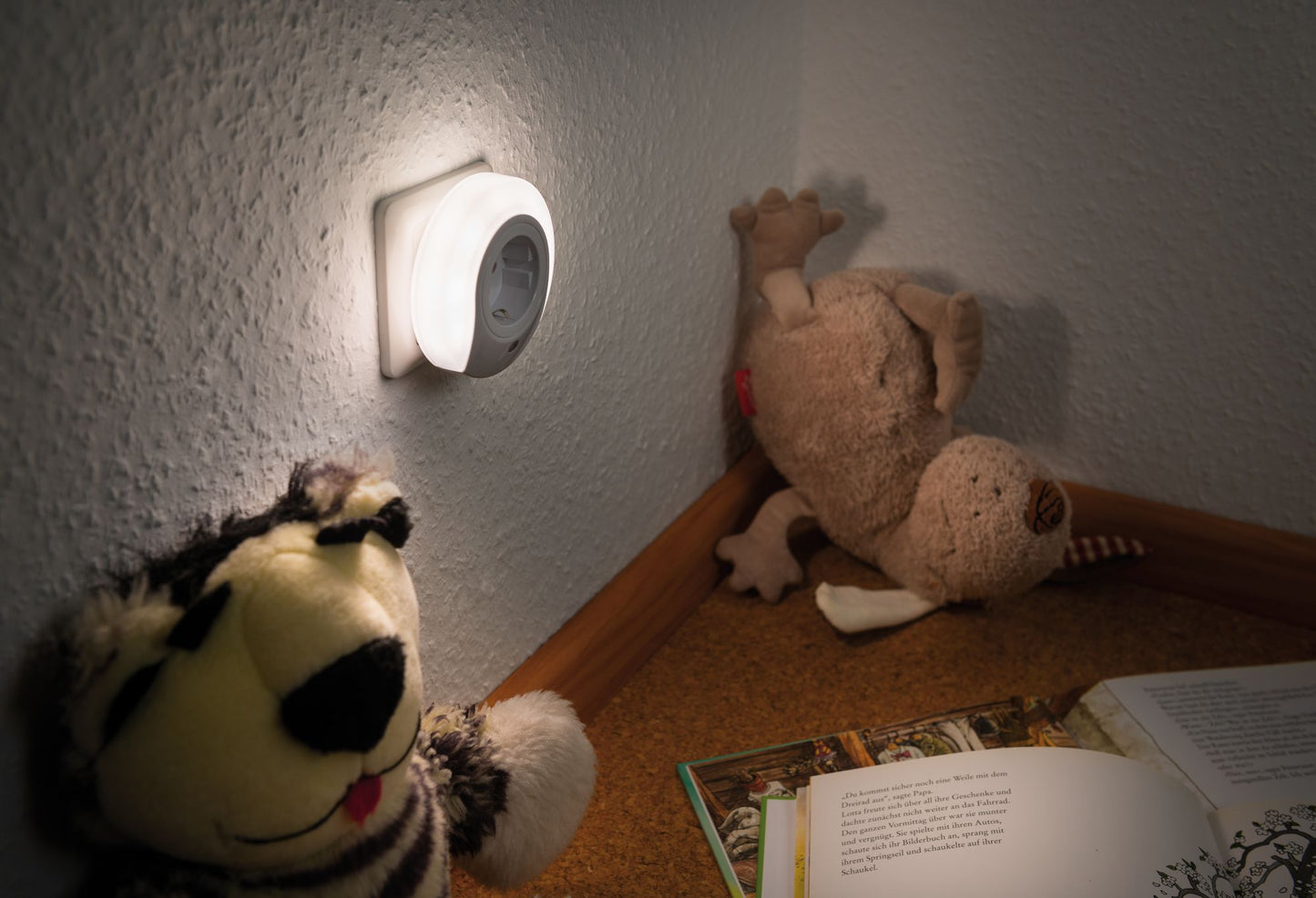 Paulmann Stecker Nachtlicht Esby rund Weiß mit Dämmerungssensor