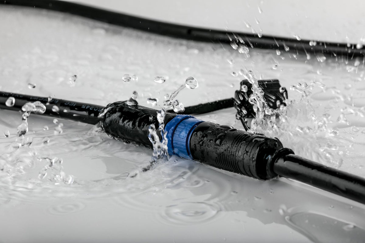 Paulmann Plug & Shine Basisset Spotleuchte IP65 2W Warmweiß inkl. Kabel, Trafo und Spot