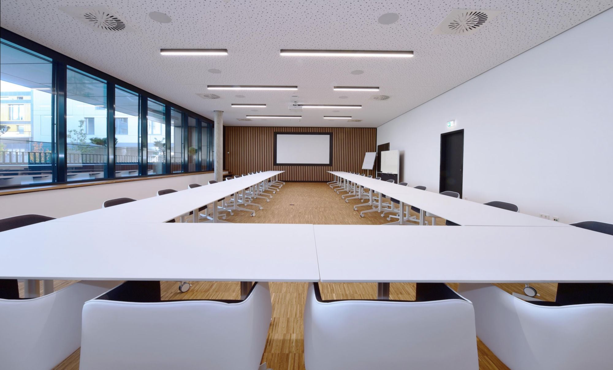 Deko-Light PLANO ES, 62 x 38mm, schwarz mit LED-Träger, 2m