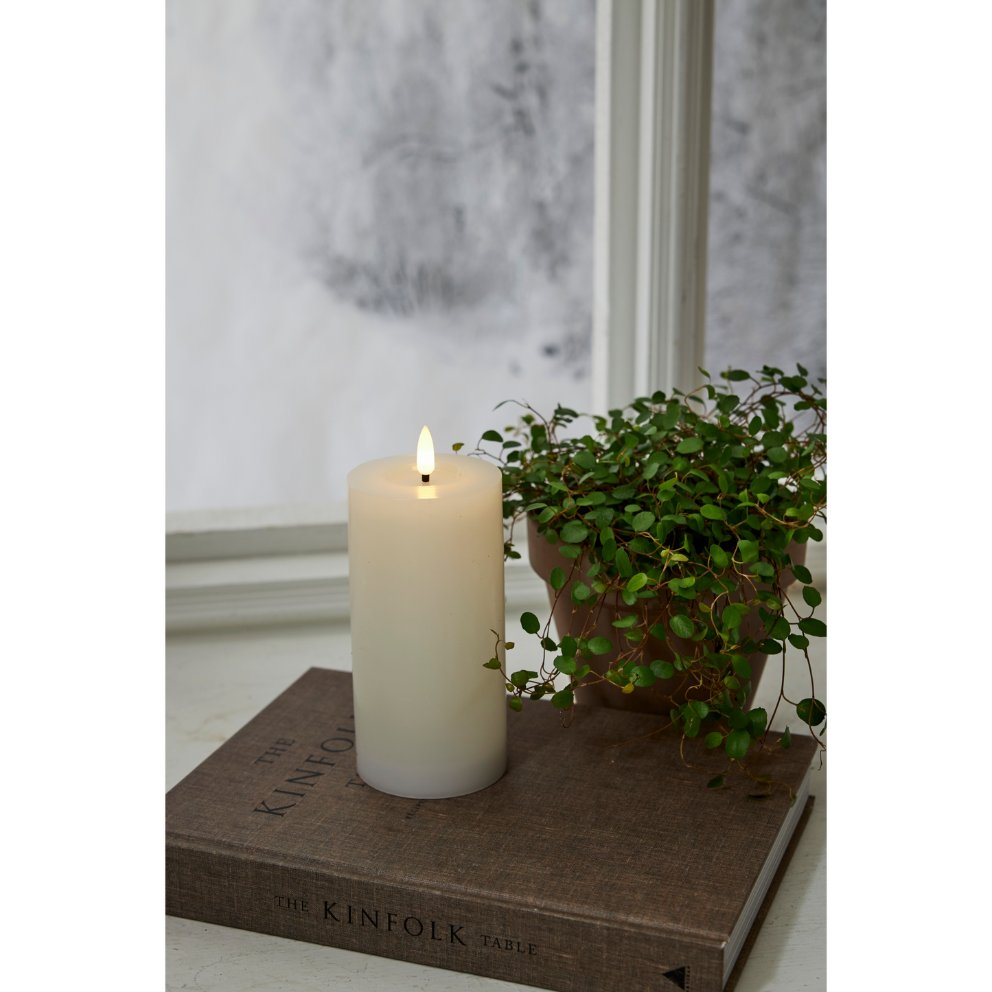 LED Echtwachs-Kerze ''Flamme Flow'',  flackernd, batteriebetrieben, 7,5x17,5cm
