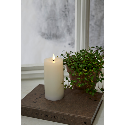 LED Echtwachs-Kerze ''Flamme Flow'',  flackernd, batteriebetrieben, 7,5x17,5cm