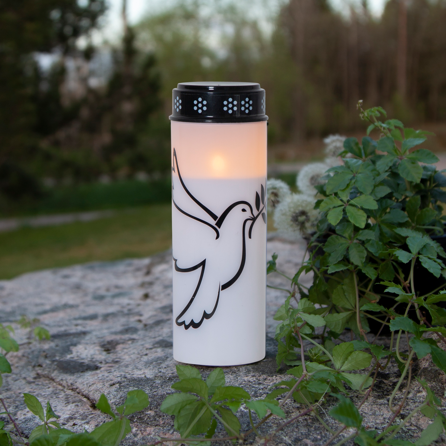 LED-Grablicht ''Dove'', weiß mit Taubenmotiv, warmweiß, 20,5x7,5cm, outdoor