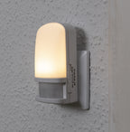 LED Nachtlicht mit Bewegungsmelder 230V, 3 weiße LEDs, On/Off/Auto