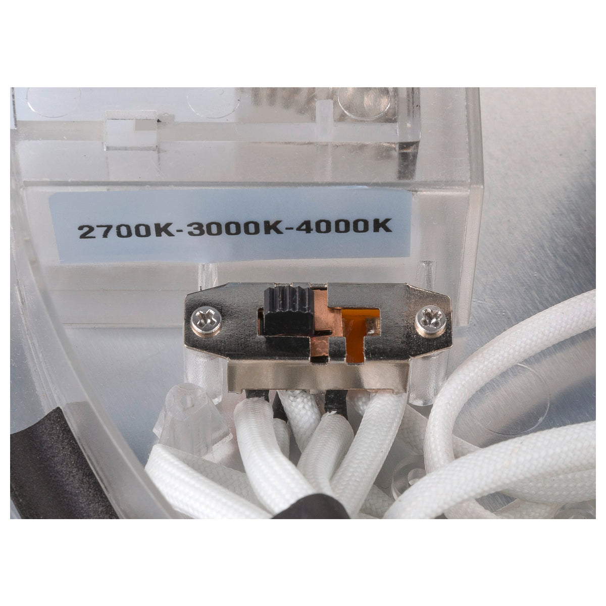 MEDO® 30, Wand- und Deckenaufbauleuchte, rund, 2700/3000/4000 K, 12 W, Phasenabschnitt, 110°, weiß