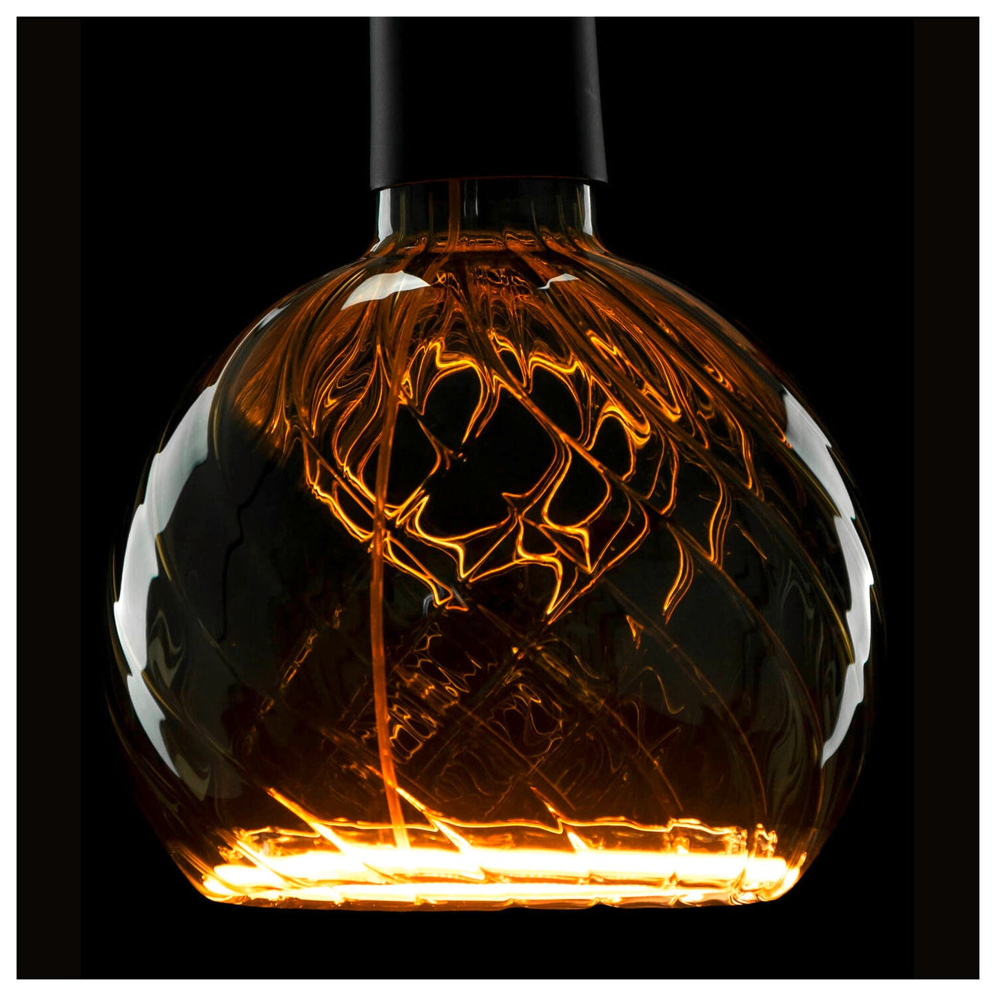 LED Floating Globe 150 twisted, LED-Leuchtmittel, smokey grey, E27, PHASE, 6 W, 1900 K
