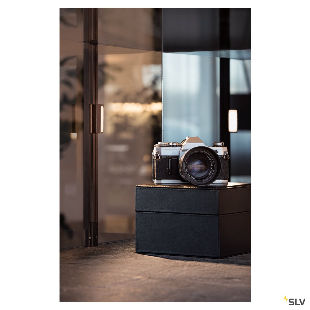 SLV M-TRACK, Adjustable Light für M-TRACK Niedervolt-Stromschiene Vitrinenschiene, schwarz, magnetisch, 4,8W
